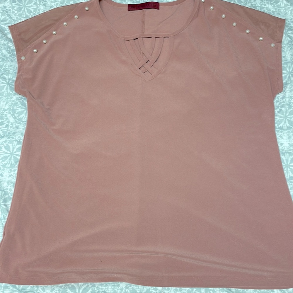 Pink blouse - Picture 6 of 7